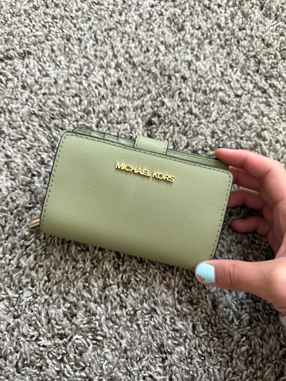 Michael Kors Olive Saffiano Leather Card Holder with Gold Logo